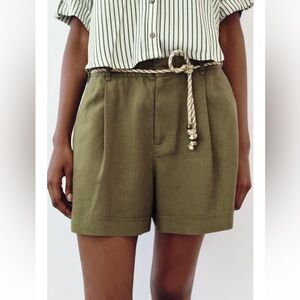 BAGGY LINEN BLEND BERMUDA SHORTS WITH ROPE BELT - Size Small - New with tags